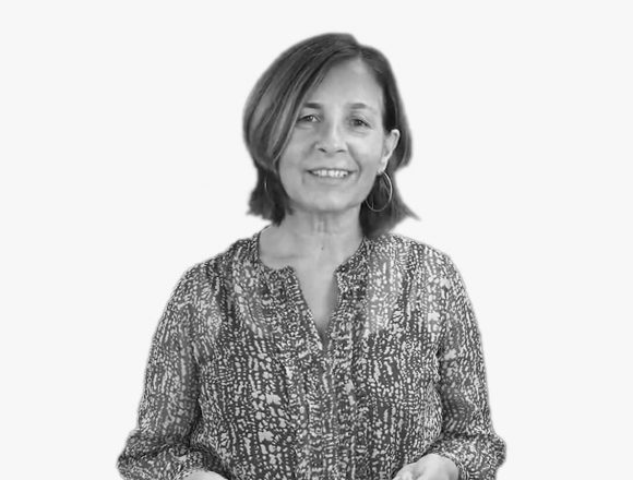 Gill Hasson é professora, treinadora e escritora; com mais de 20 anos de experiência ensinando, treinando e escrevendo sobre tudo e qualquer coisa relacionada ao desenvolvimento pessoal.